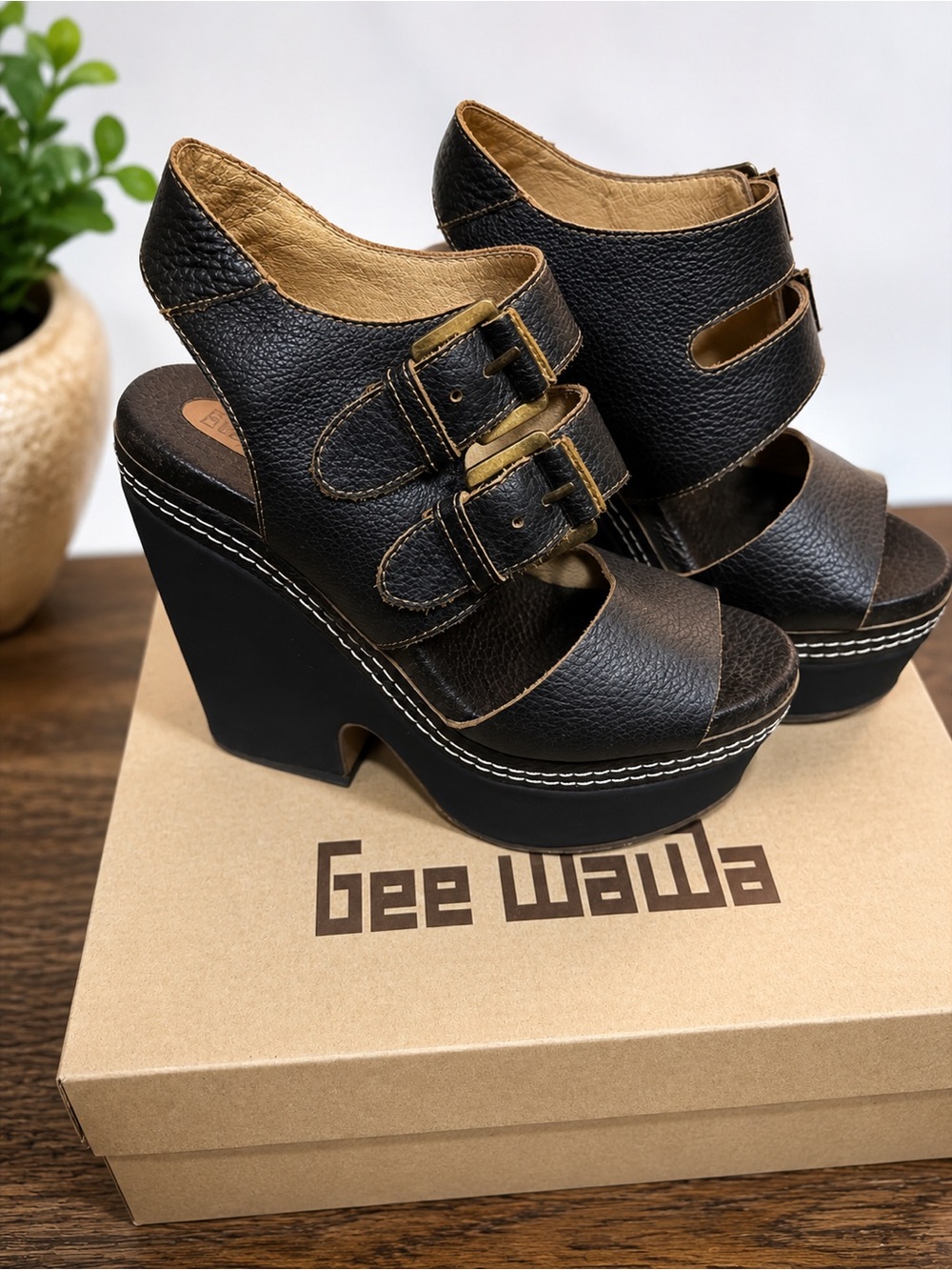 Gee Wawa Women's Black Leather Buckle Wedge platform Sandals